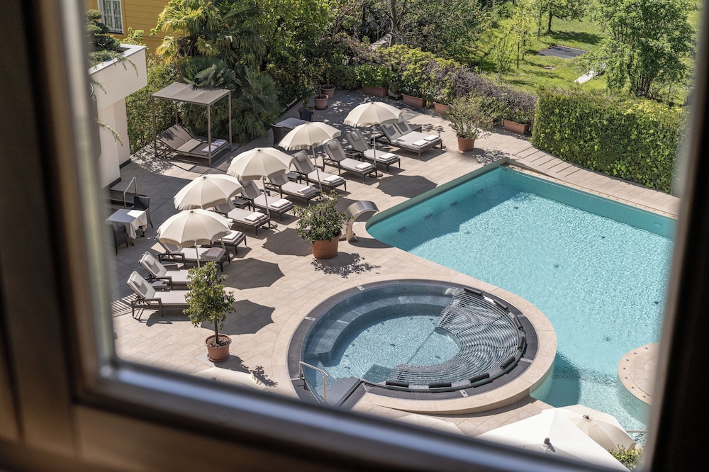 Suite, Balcony - Photo 10