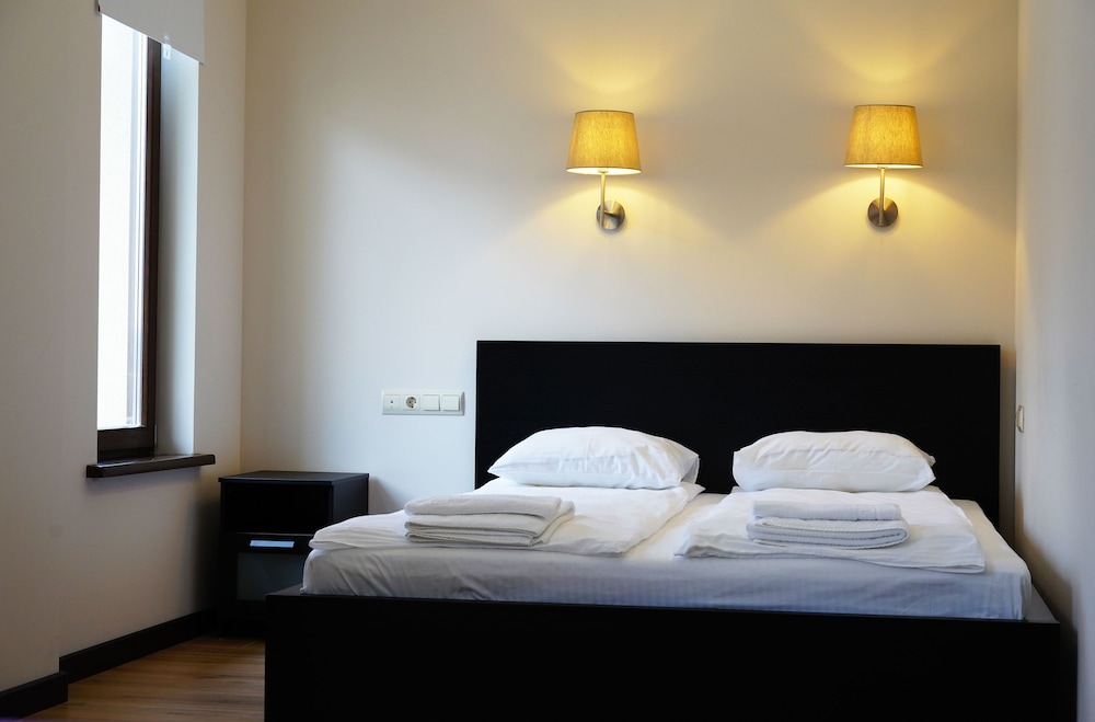 Standard Triple Room, 1 King Bed with Sofa bed, Mountain View photo 1