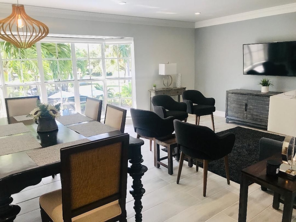Luxury Apartment, 2 Bedrooms, 2 Bathrooms