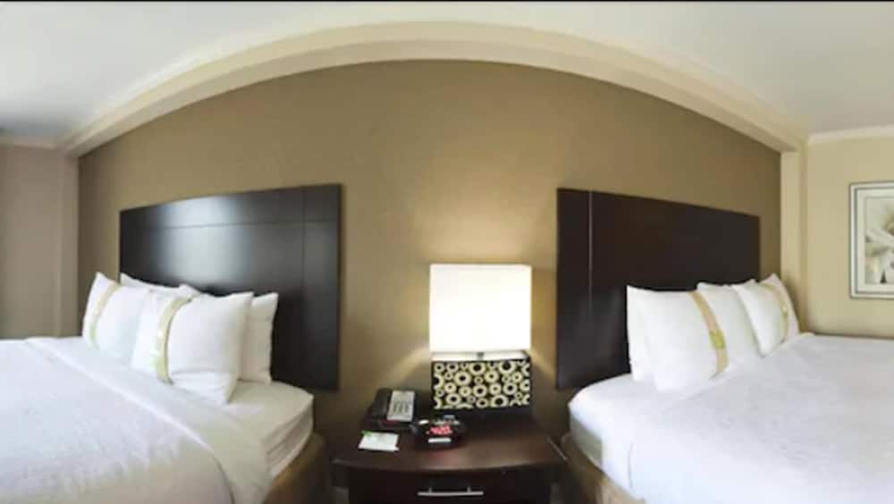 Standard Room, 2 Double Beds, Accessible Bathtub (Comm, Mobil, Accessible Tub) - Photo 1