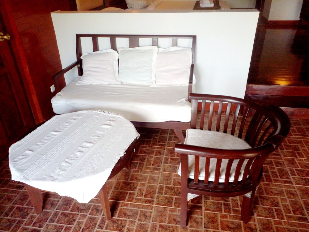Deluxe Triple Room - Photo 7