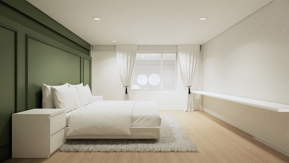 Deluxe King Room photo 2