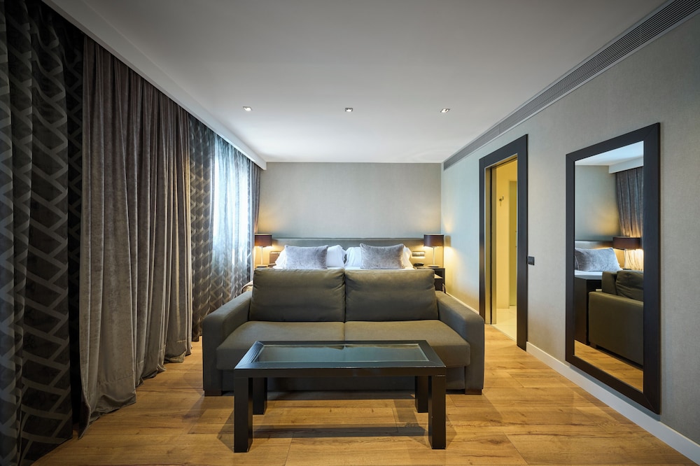 Junior Suite, Private Pool (Single Use)