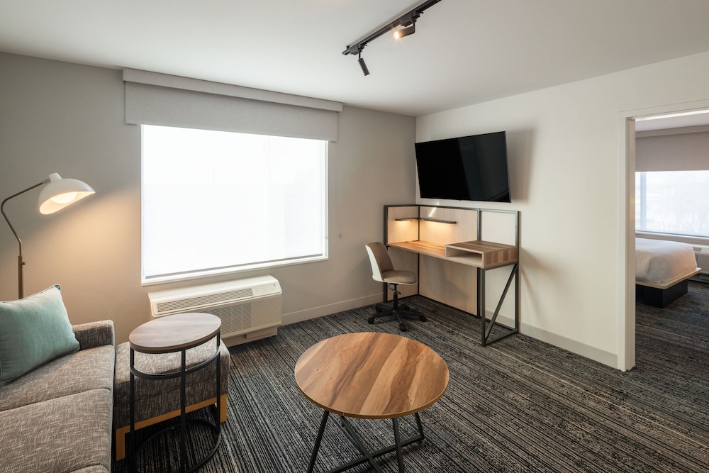 Suite, 1 Bedroom photo 1