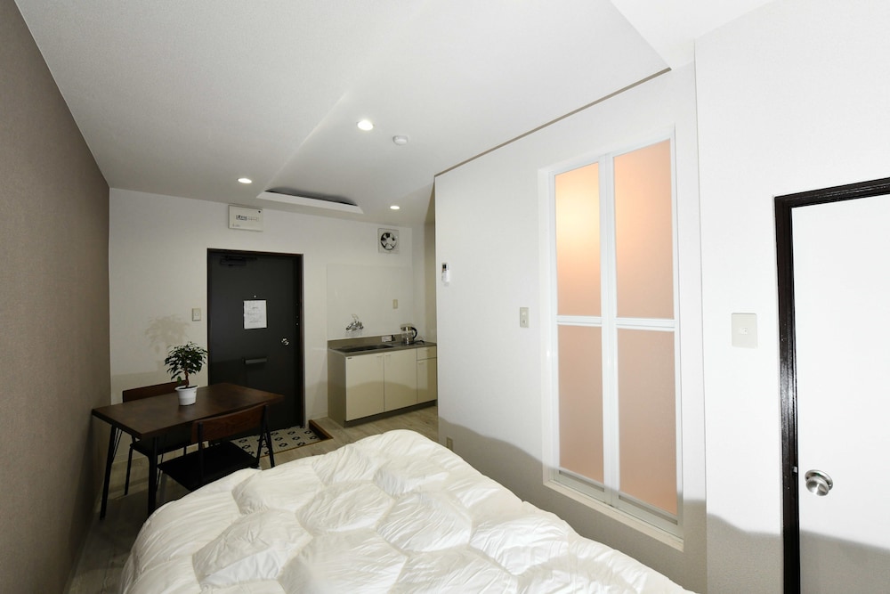 Semi-double Room with Kitchenette photo 3