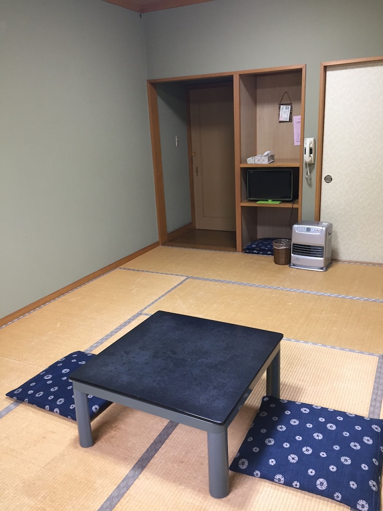 Japanese Style Room For 3 Guests