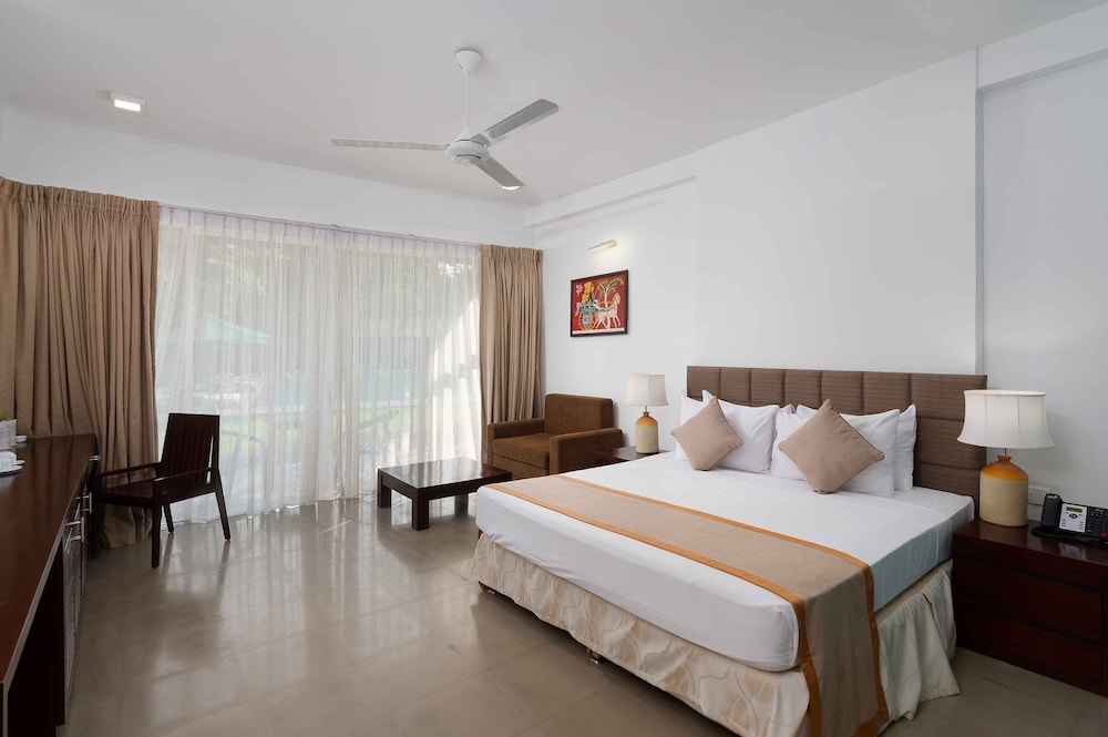 Deluxe Double Room, Lake View photo 2