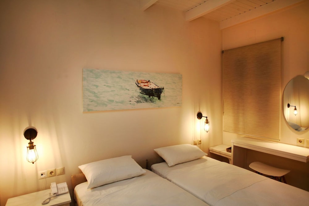 Studio, Balcony, Mezzanine (Artemis) photo 1
