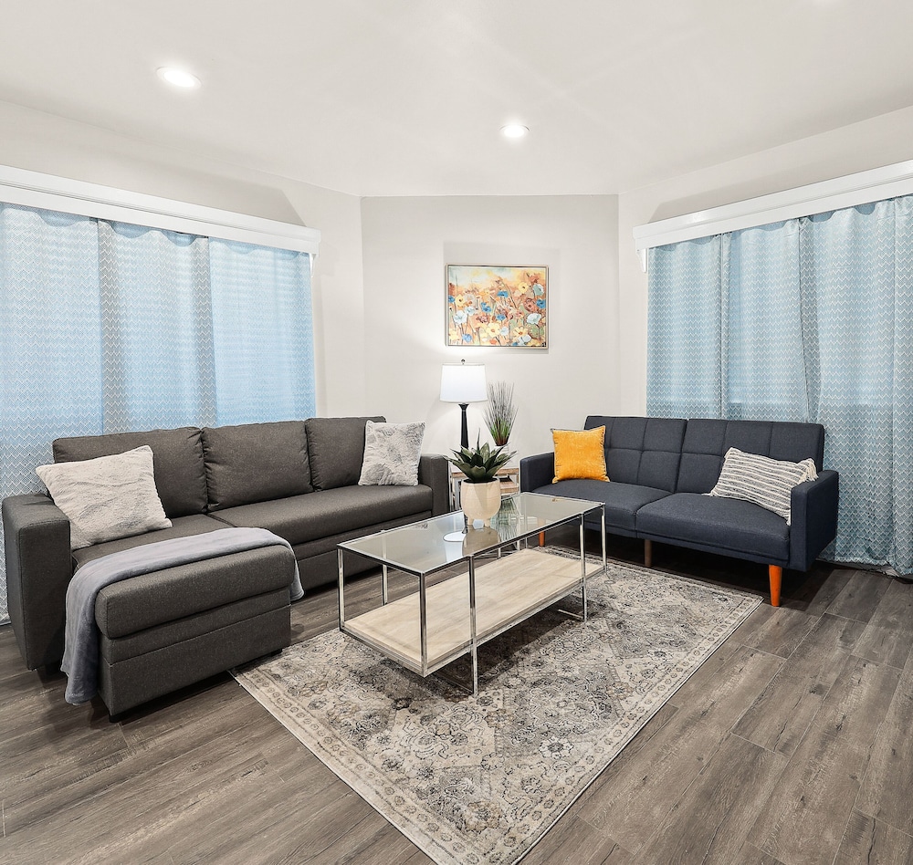 Design House photo 1