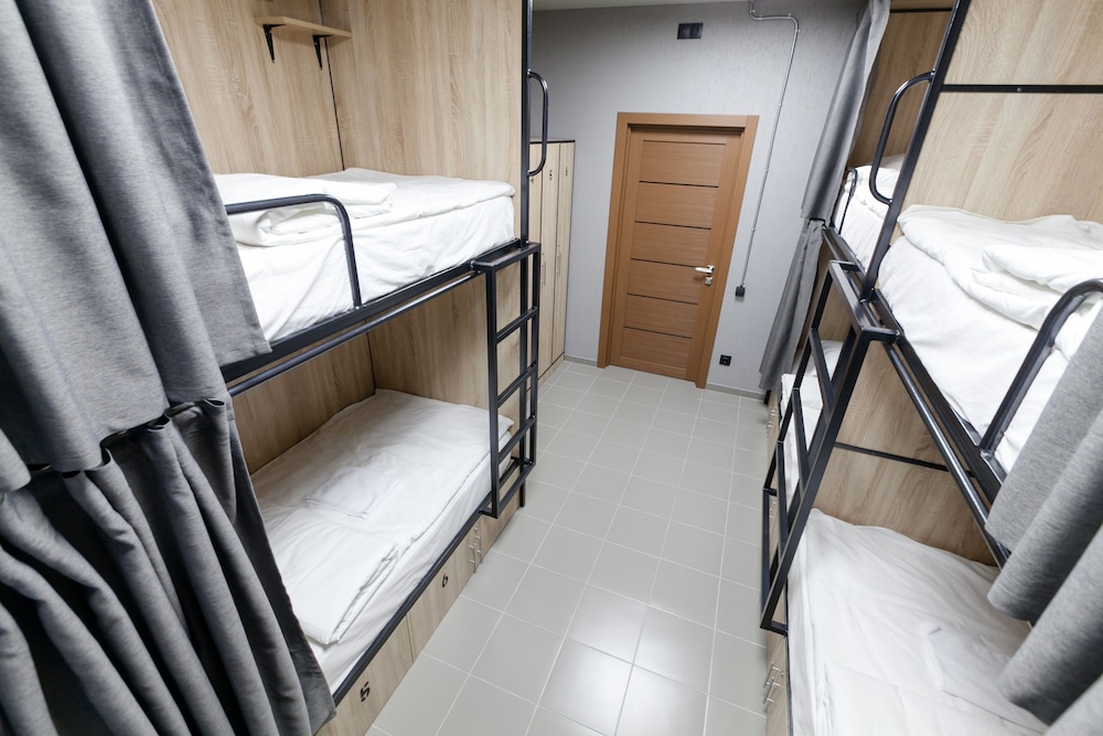 Bed in 6-Bed Dormitory Room for women photo 3