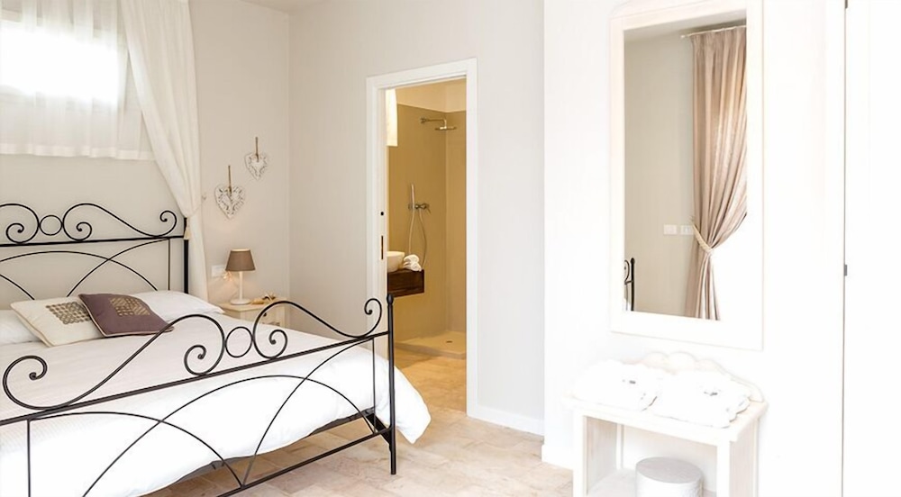 Double Room, Annex Building (Perla)