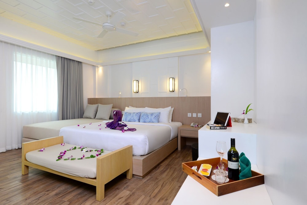 Private Superior Room - 370 meters away from the beach