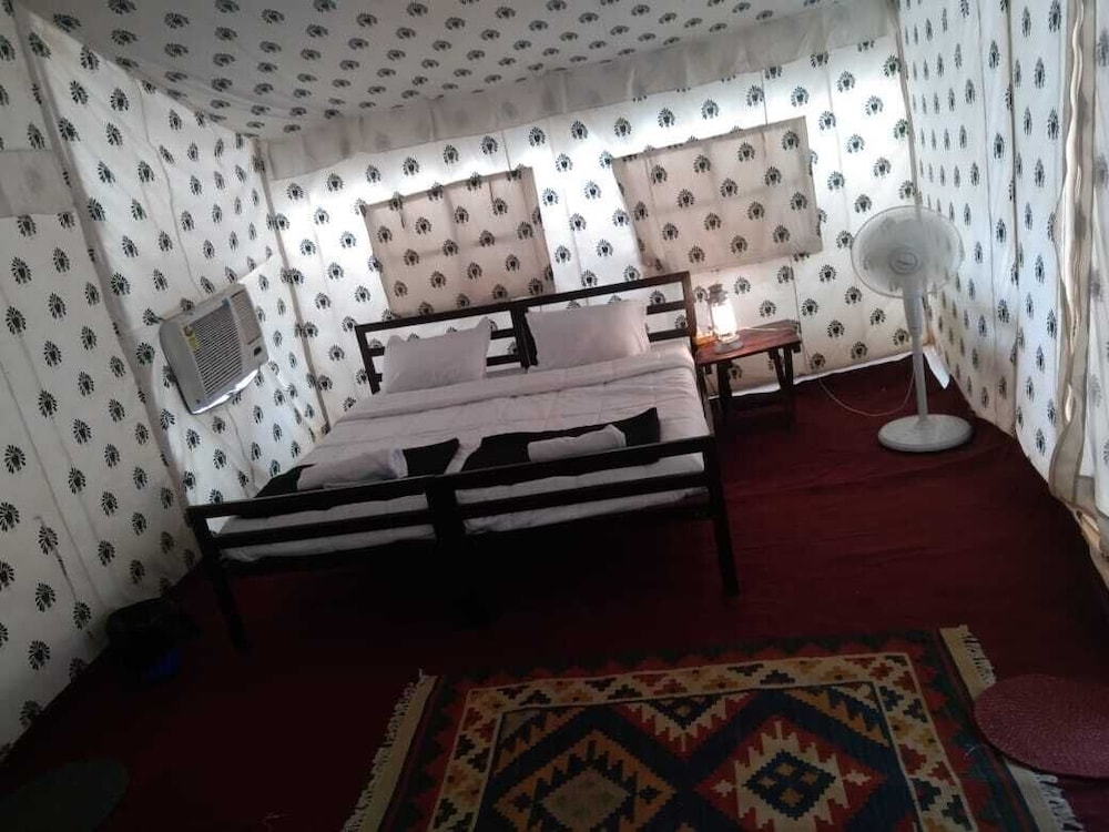 Deluxe Tent, Balcony, Hill View photo 3