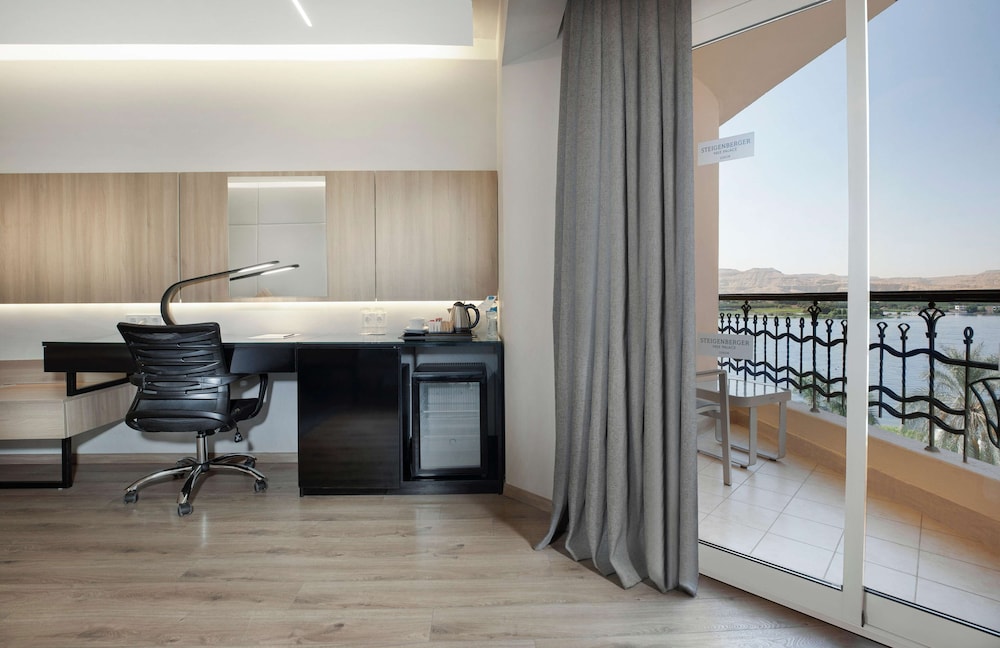 Executive Room (Side Nile View) - Photo 2