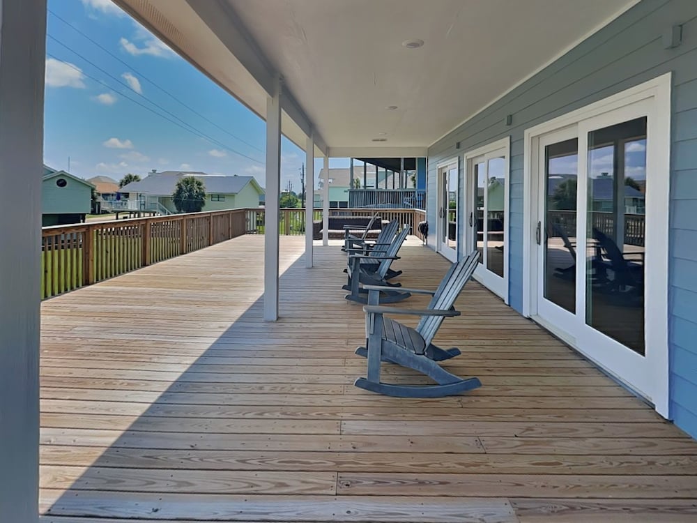 House (4 Bedrooms)