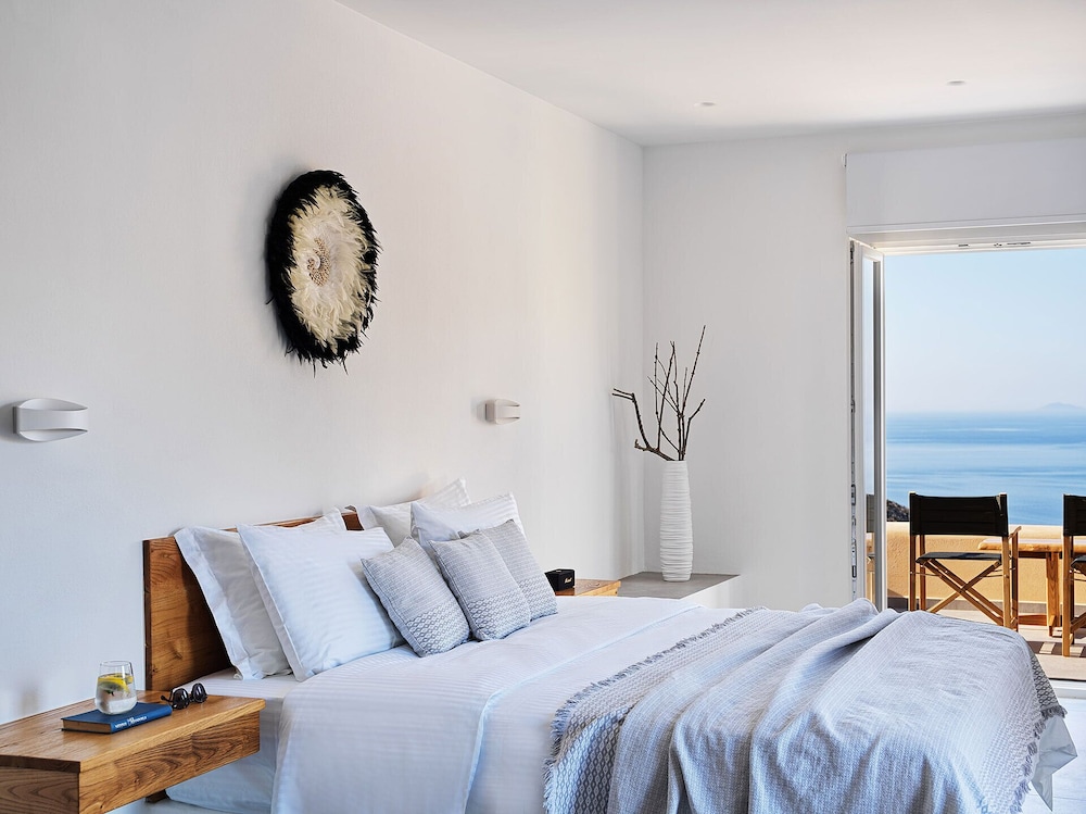 Luxury Studio Suite (Earth) photo 3