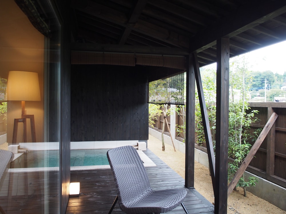 Private Building with Semi Open Air Bath - 1 photo 3