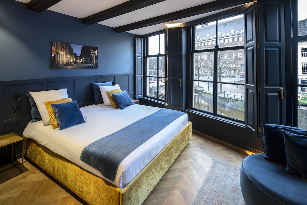 Signature Suite (Virginia Woolf) photo 3
