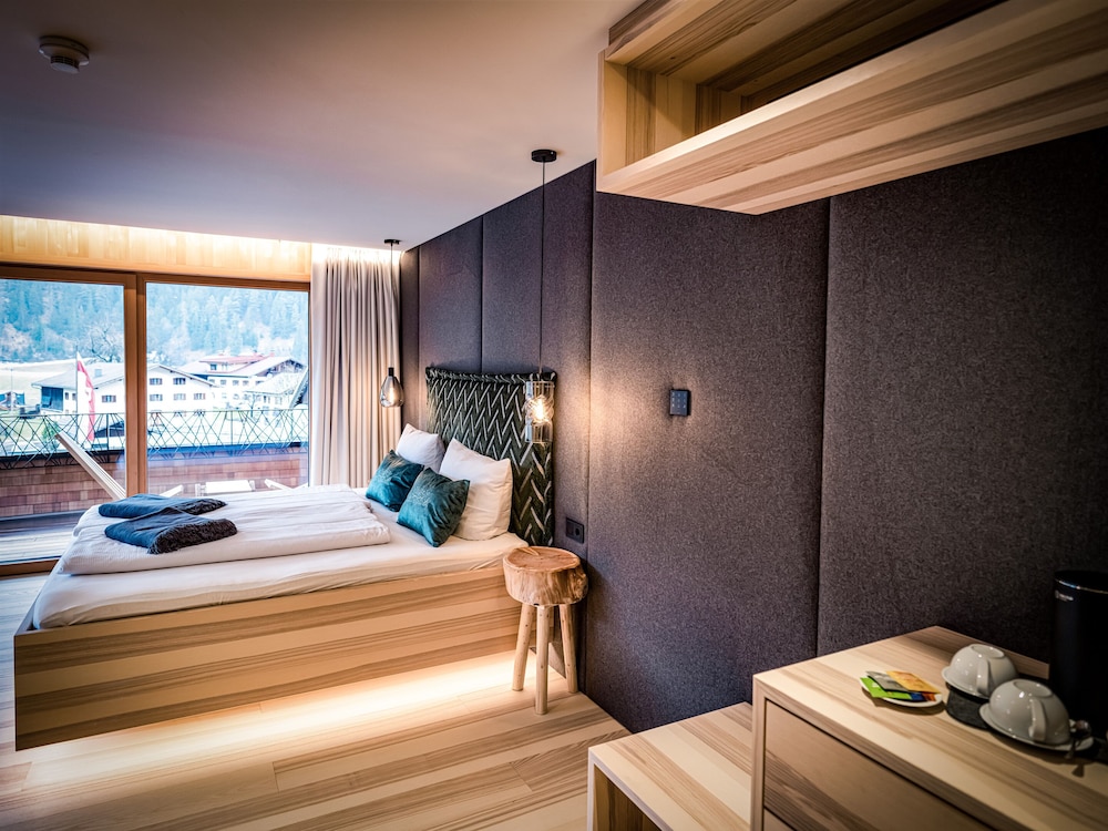 Deluxe Suite (Almerjur) photo 1