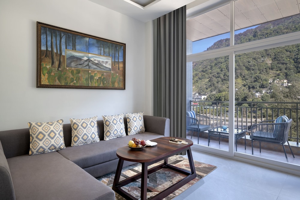 Executive Room - Photo 2