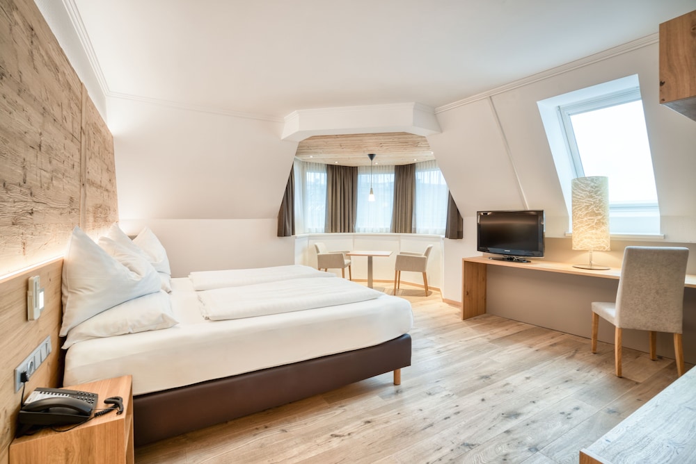Triple Room - Photo 6