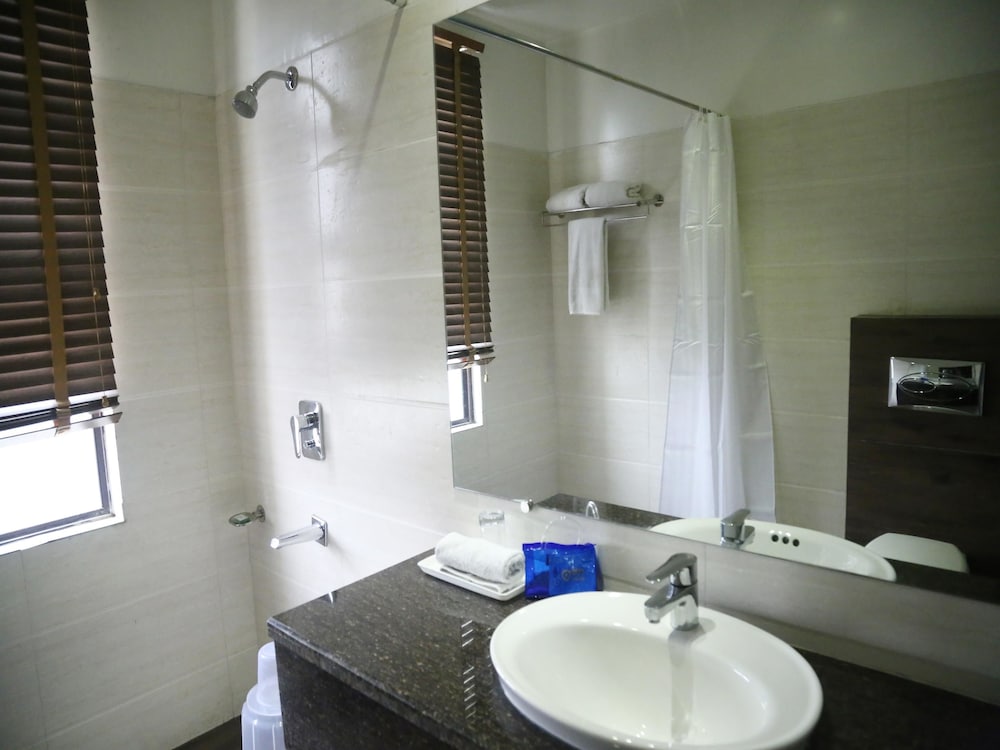 Standard Double Or Twin Room, 1 Double Bed, Private Bathroom photo 3
