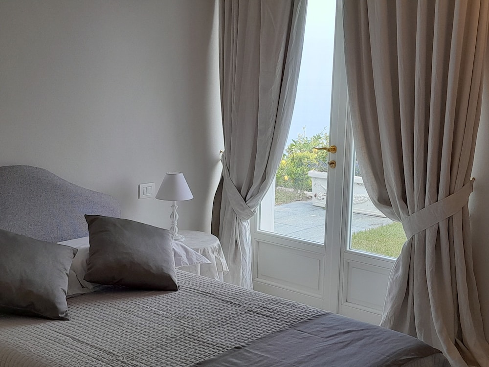 Deluxe Double or Twin Room, Sea View