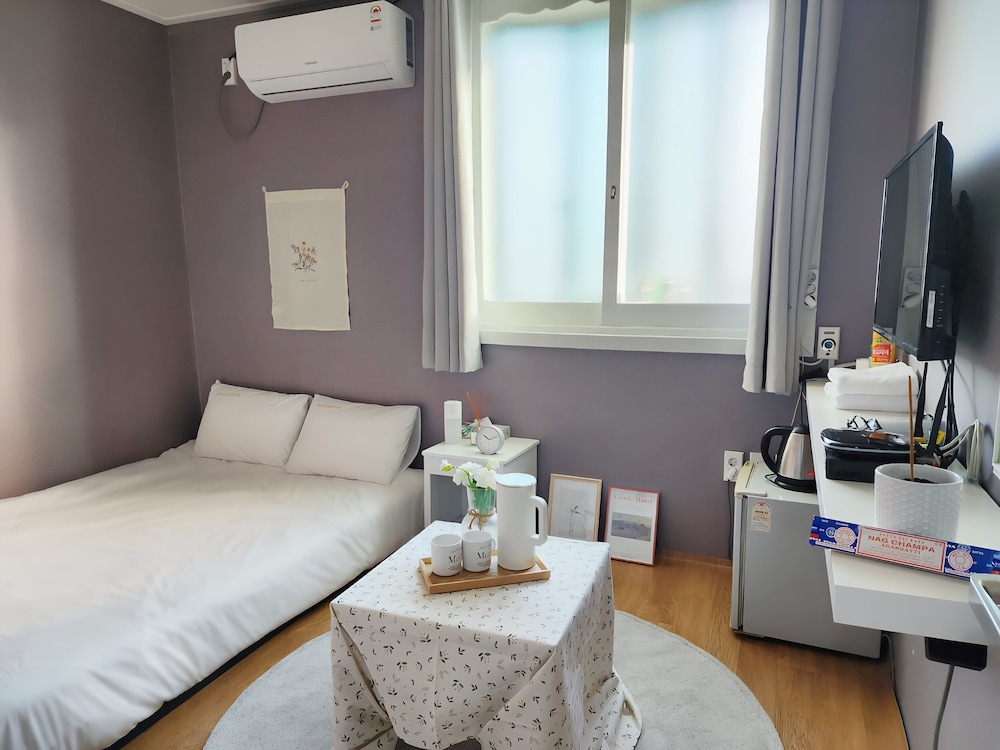 Room (Ondol) photo 1