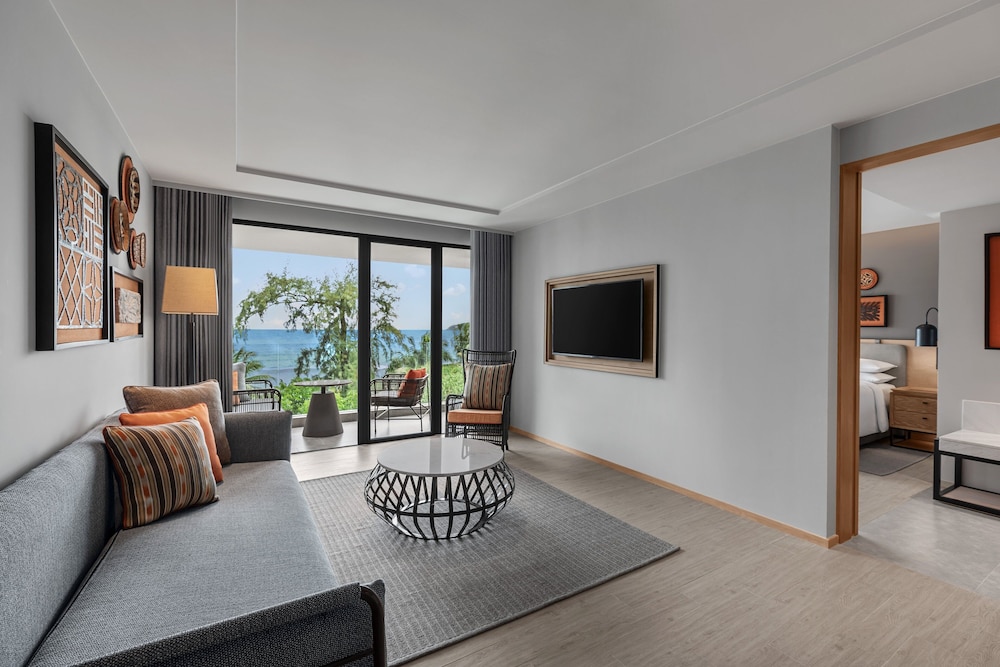 Suite, 1 Bedroom, Ocean View - Photo 6
