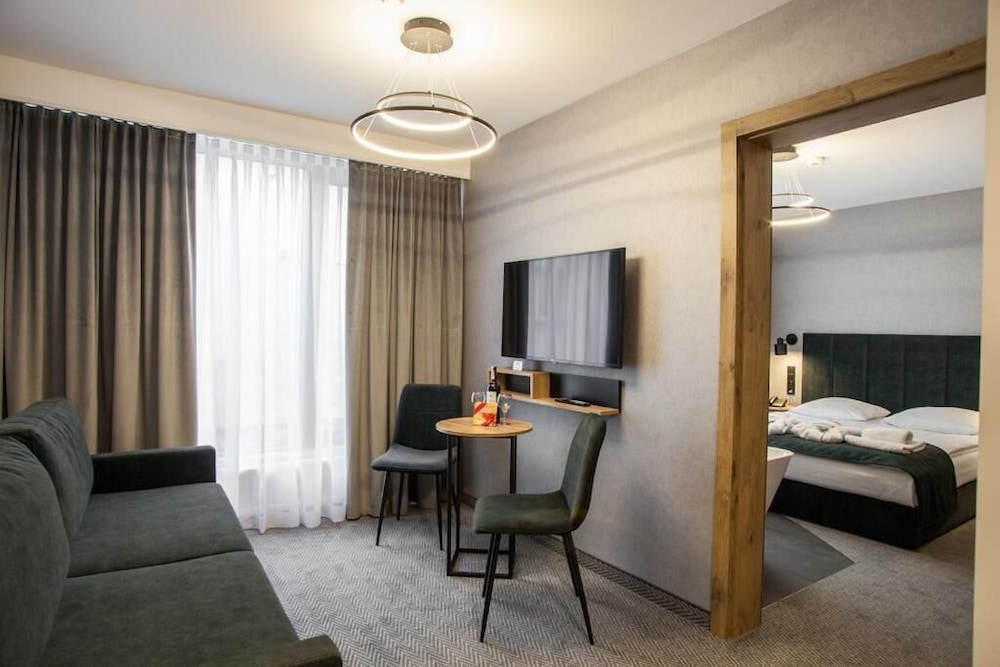 Premium Apartment - Photo 2