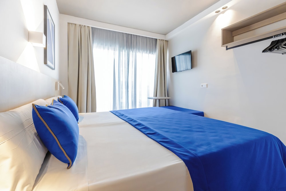 Double Room, Balcony