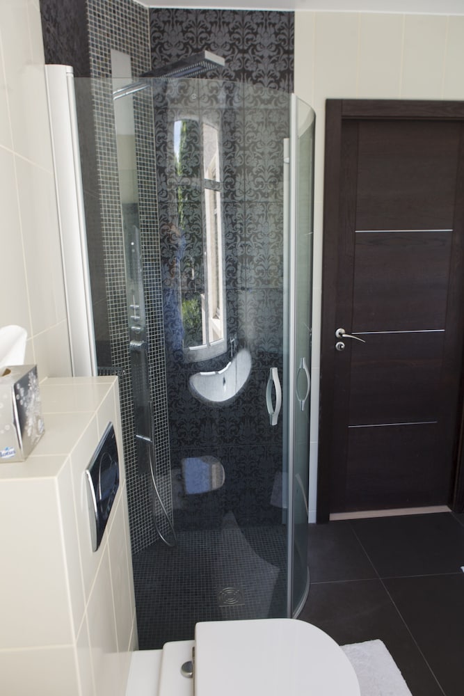 Executive Suite photo 2