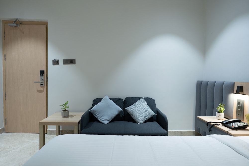 Luxury Suite photo 2