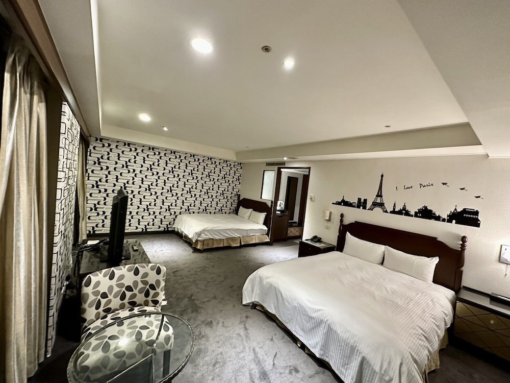 Classic Quadruple Room - Photo 2
