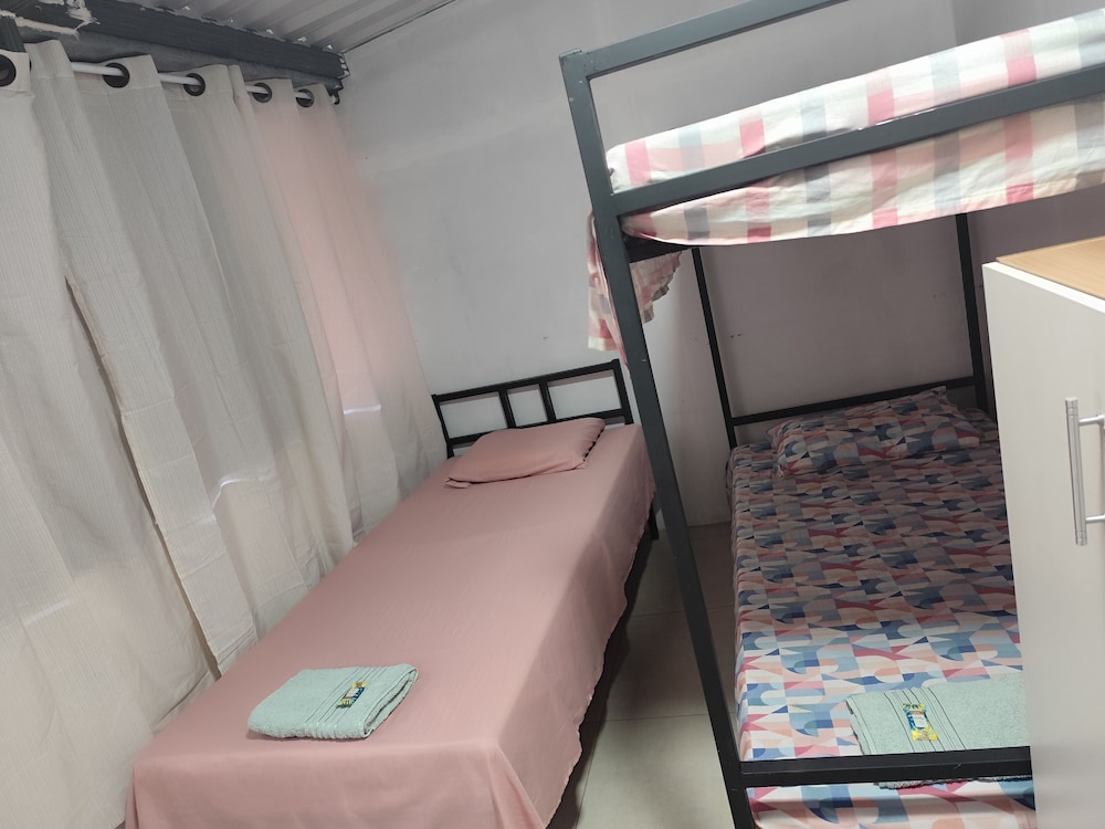 Economy Triple Room, Garden View photo 3