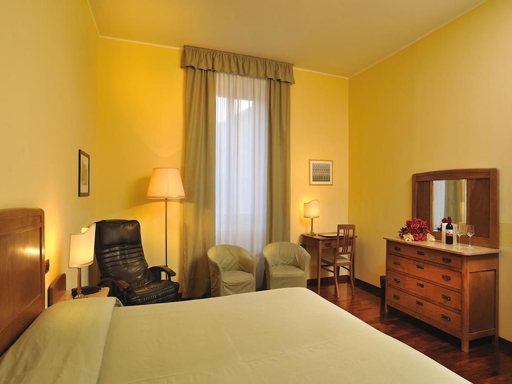 Deluxe Double Room - Photo 1