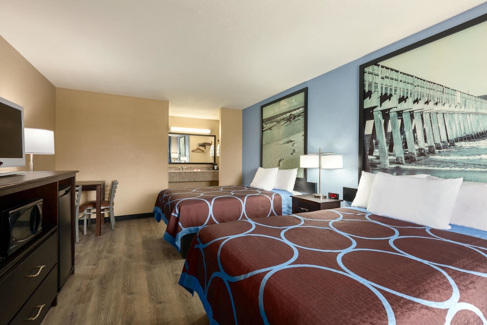Double Room, 2 Double Beds