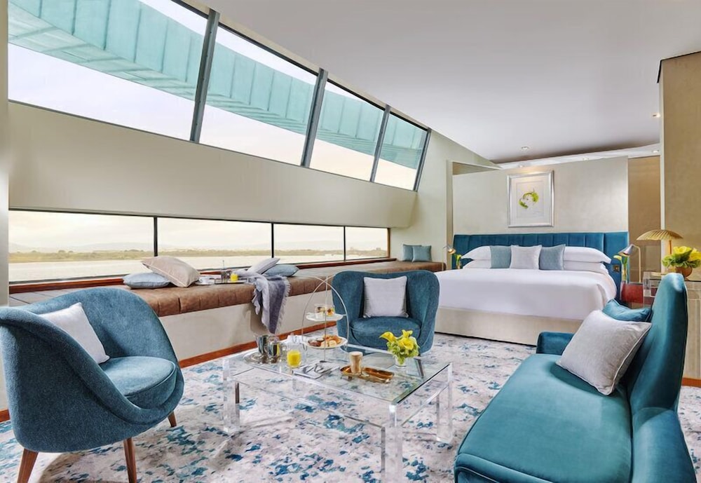 Junior Suite with View - Photo 1