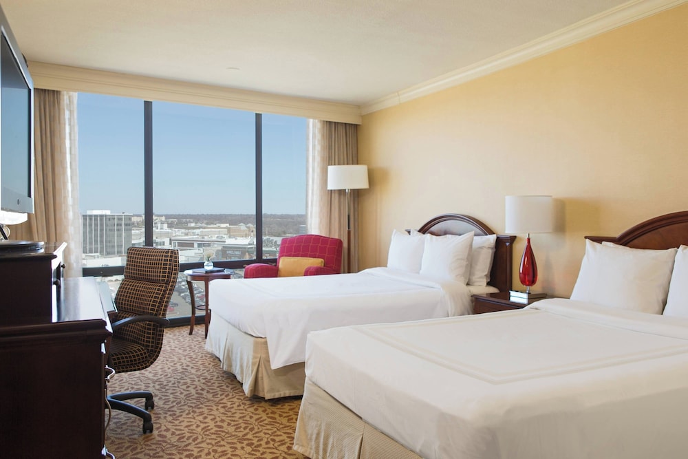 Club Room, 2 Queen Beds - Photo 1