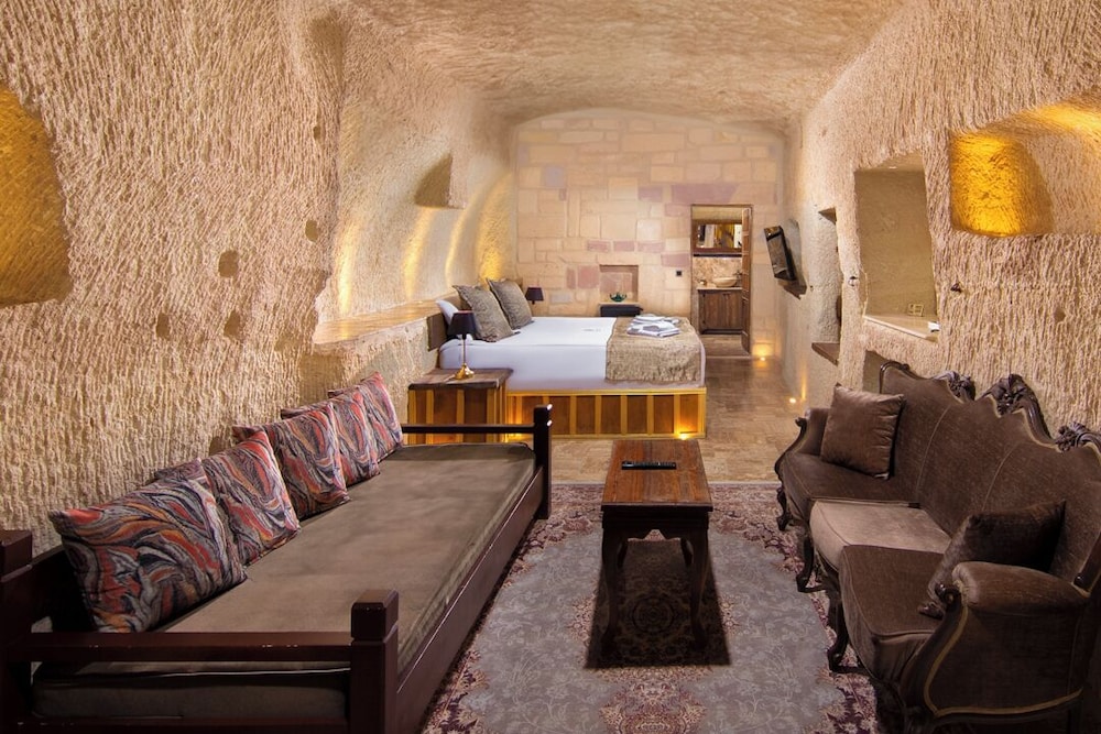 Grand Room, Patio - Photo 3