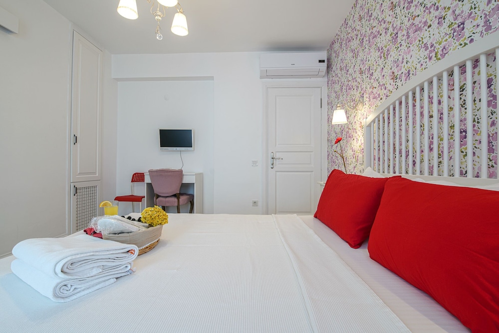 Deluxe Double Room, 1 Double Bed - Photo 3
