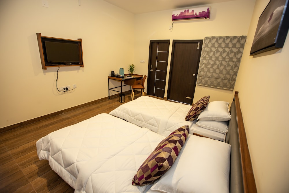 Standard Room - Photo 1
