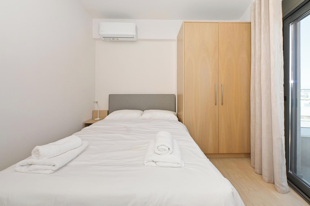 Apartment, 2 Bedrooms, City View
