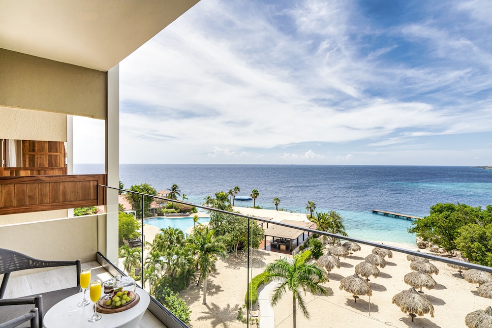 Preferred Club Deluxe Ocean View King