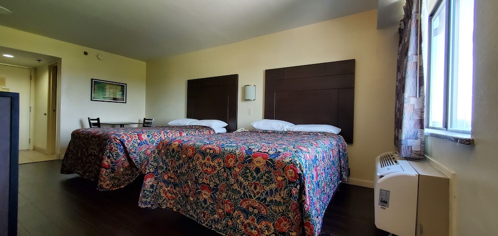 Double Room, 2 Double Beds photo 3