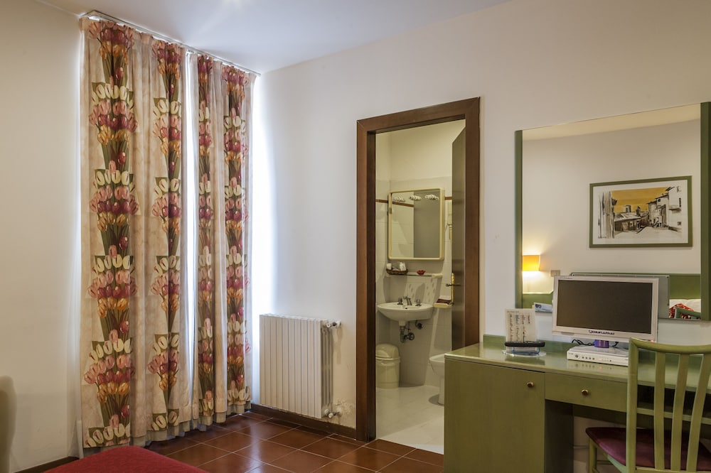 Triple Room photo 3