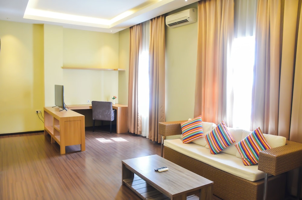 Suite - Photo 4