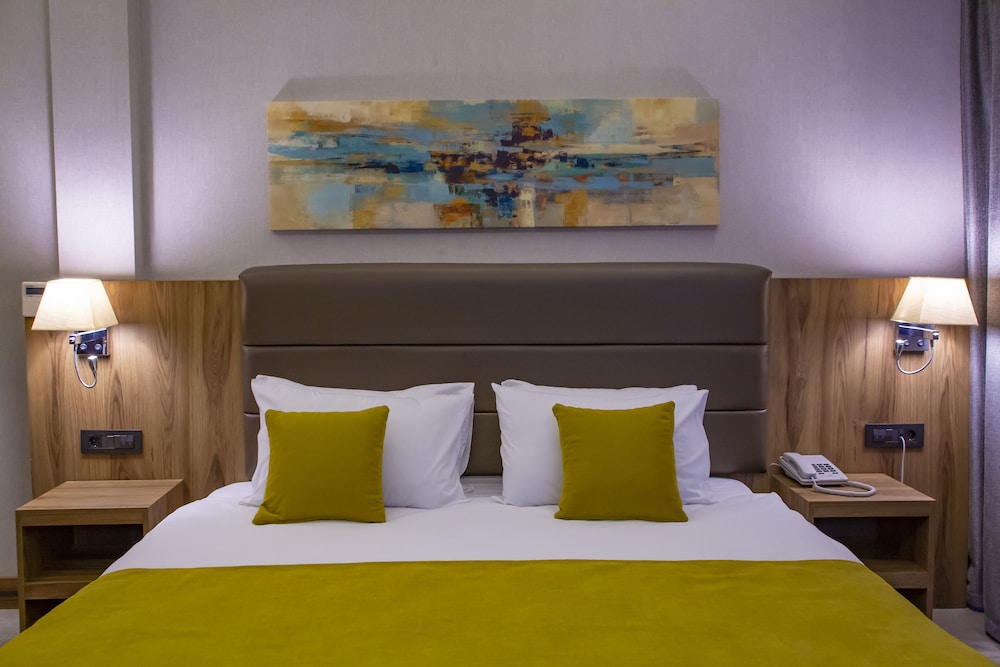 Standard Room - Photo 1