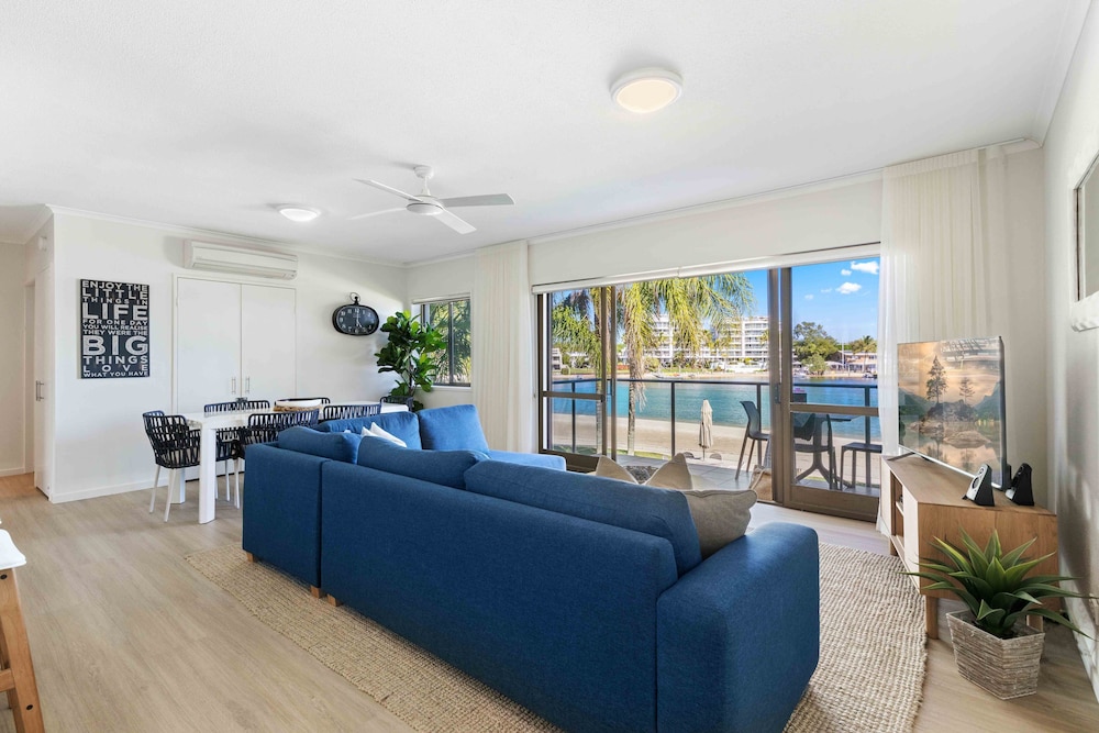 1 Bedroom Premium  Beachside Apartment photo 3
