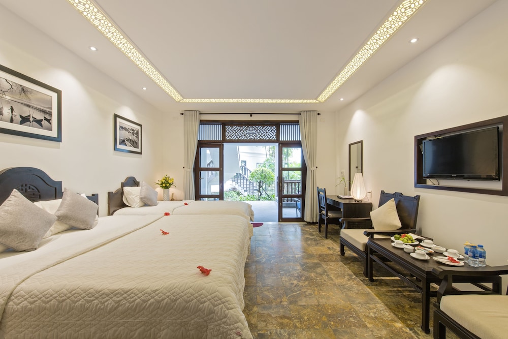 Triple Room, Garden View photo 2